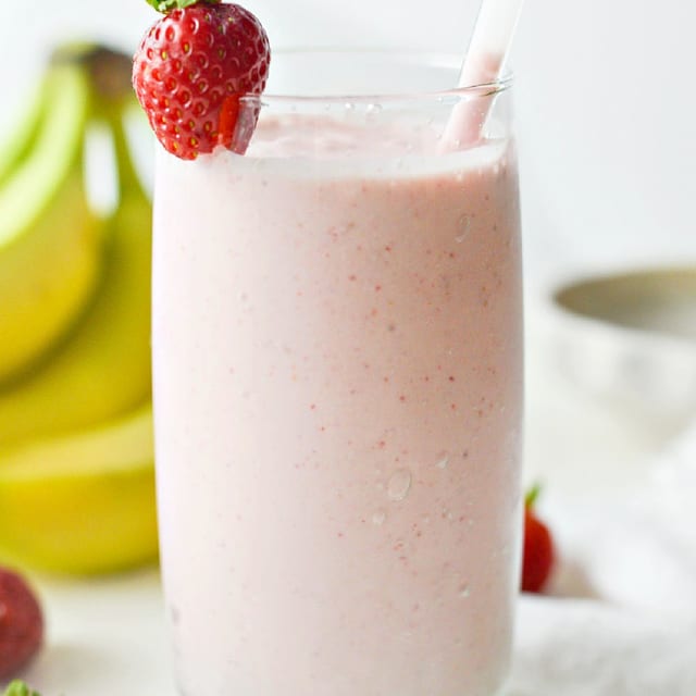 Straw-Nana Smoothie.